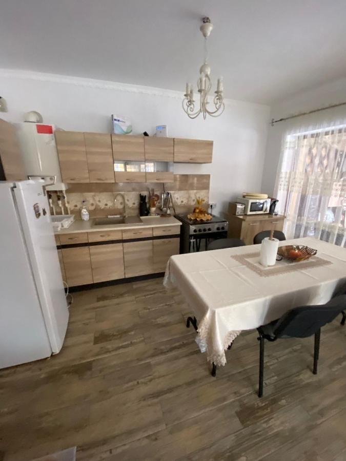B House Bușteni Dış mekan fotoğraf